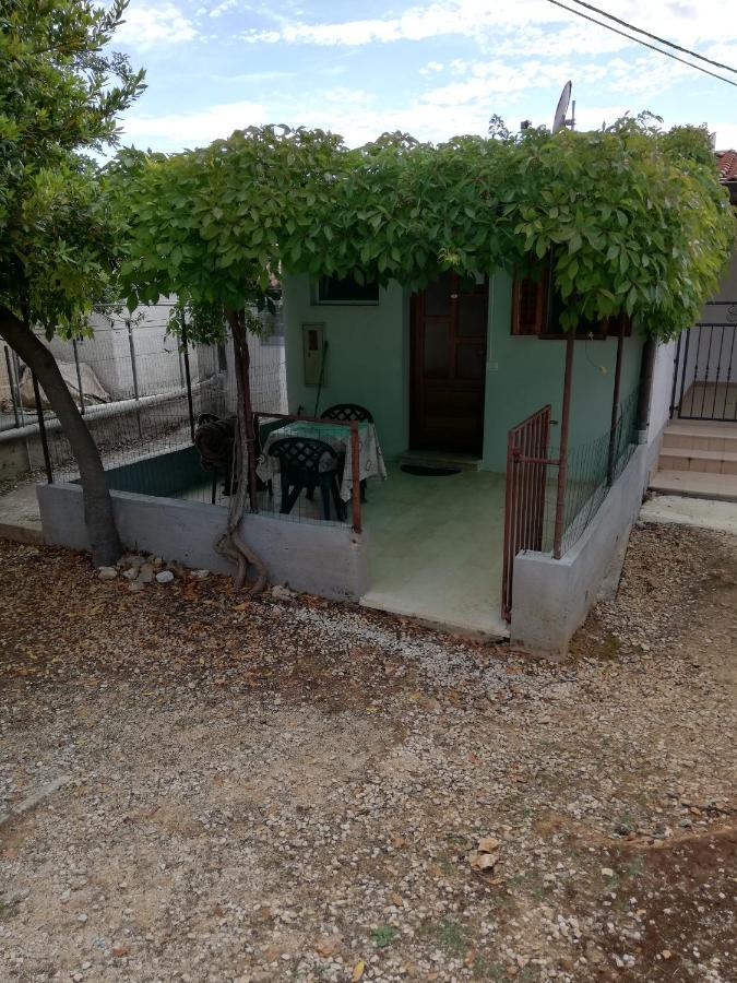 Apartments Ana Pogana Punta Kriza Luaran gambar
