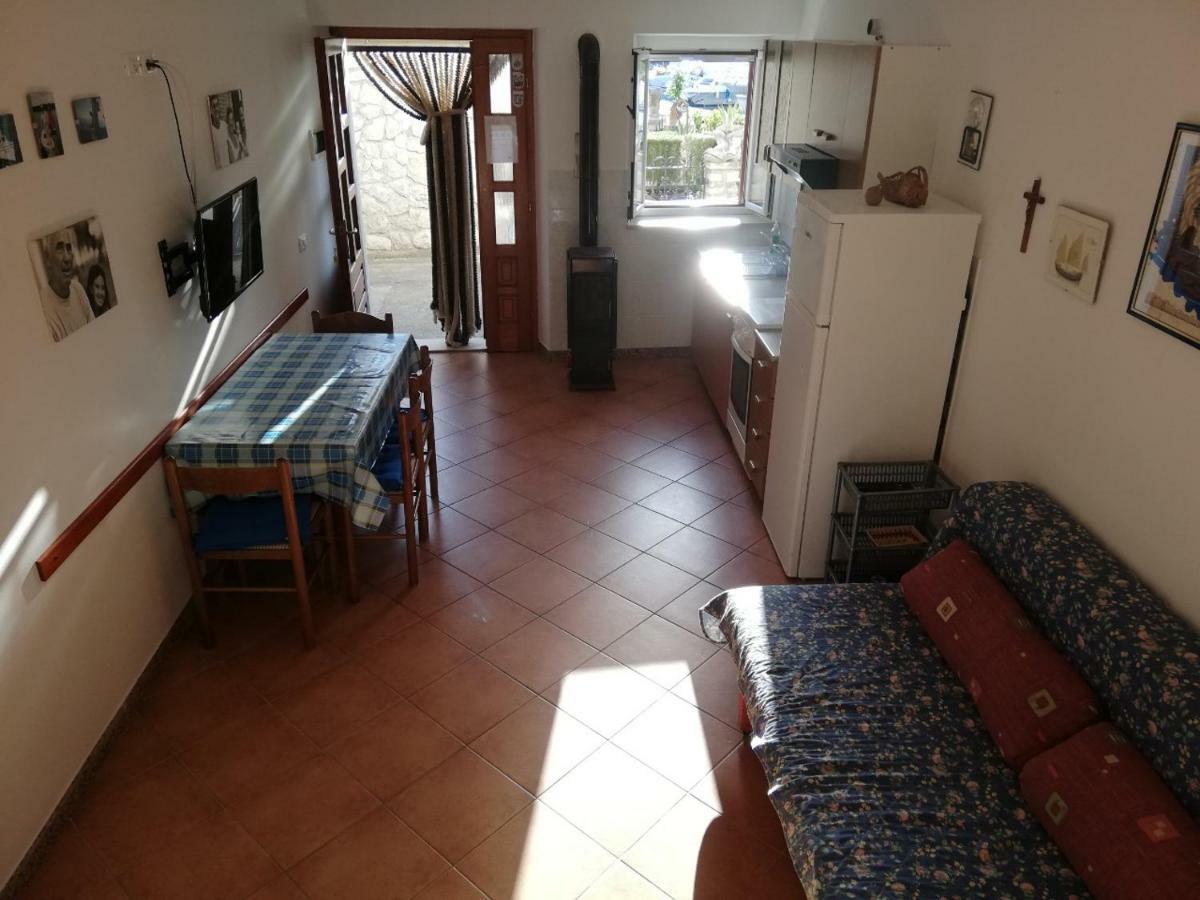 Apartments Ana Pogana Punta Kriza Luaran gambar