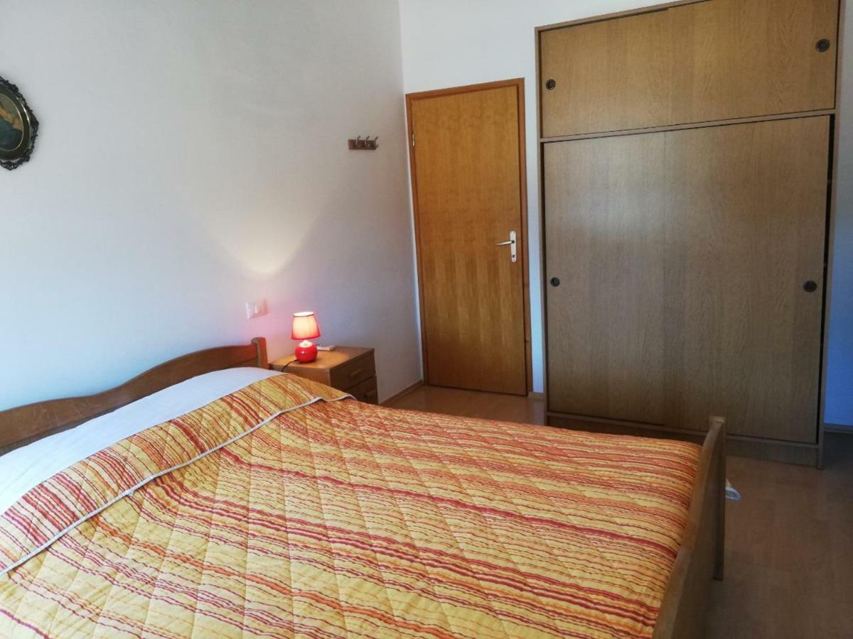 Apartments Ana Pogana Punta Kriza Luaran gambar